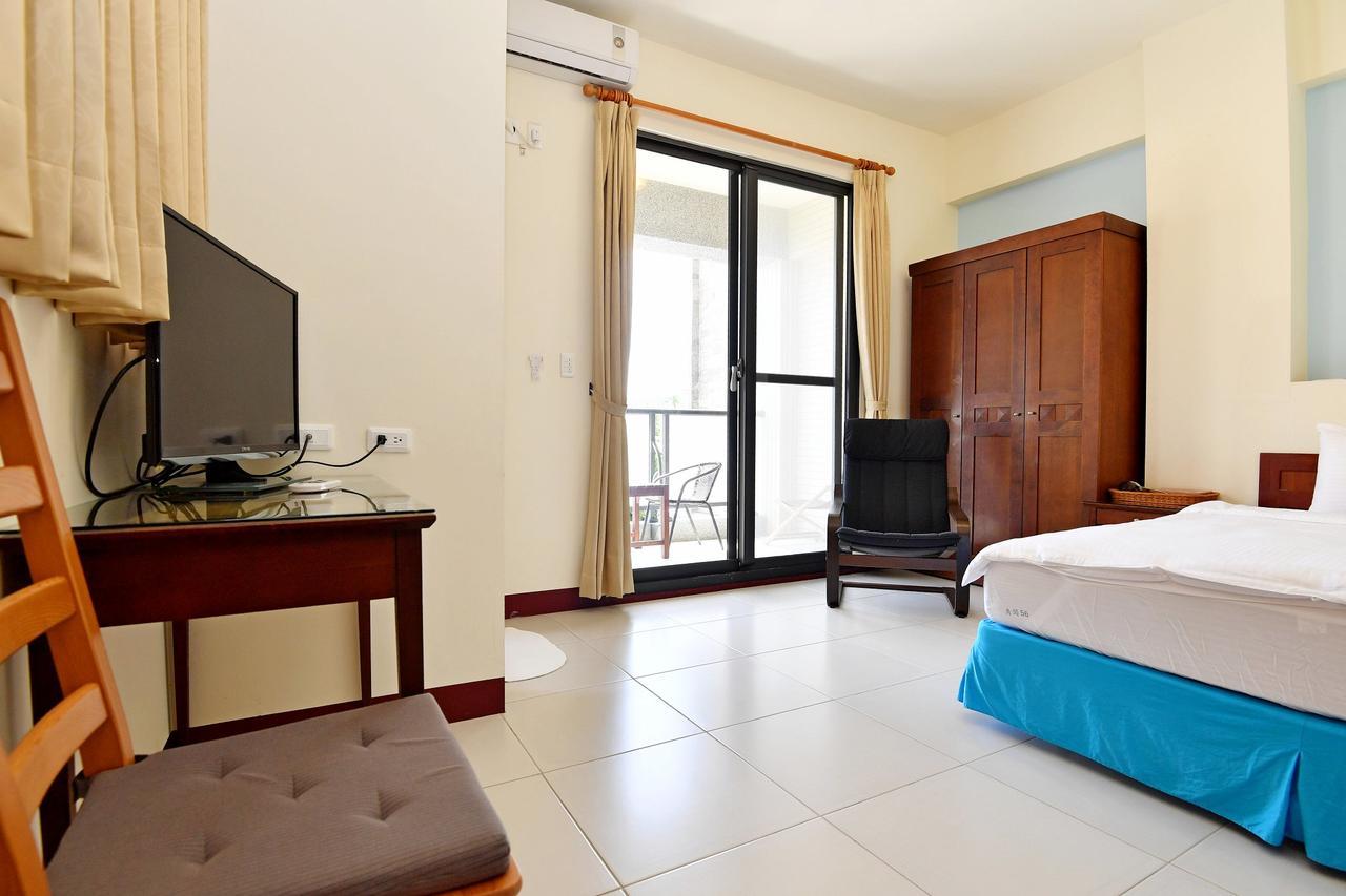 Corner No.56 Guest House Kota Tua Kota Tua Hengchun Bagian luar foto