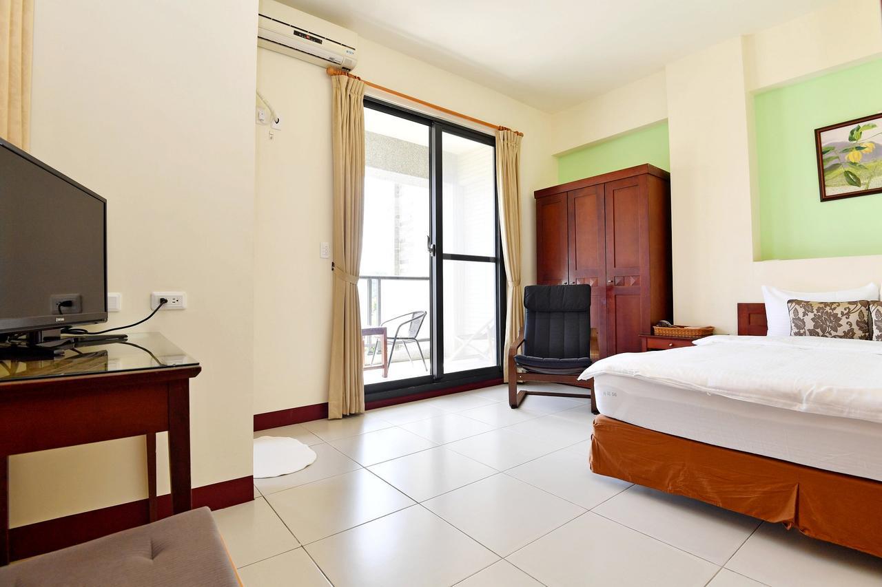 Corner No.56 Guest House Kota Tua Kota Tua Hengchun Bagian luar foto